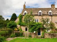 Field View - B&B Cirencester