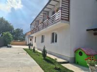 Luca's studio 3 ,Close to Therme Bucharest, Airport Otopeni - B&B