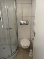 Haus zur Eiche Private 1 Zimmerstudios - B&B Coira