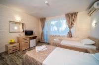 Chambre Double - Vue sur Piscine