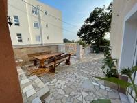 Rocky - B&B Sveti Juraj