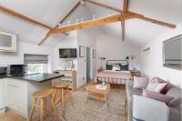 B&B Bath - The Hayloft by Black Door Stays - Bed and Breakfast Bath