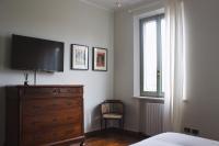 Zimmer mit Kingsize-Bett