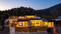 B&B Çavdır - Sare - 2 Bedroom Holiday Villa with jacuzzi in Kalkan - Bed and Breakfast Çavdır