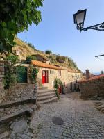 On The Rocks - B&B