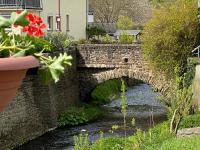 B&B Burgen - Ferienhaus am Baybach in Burgen an der Mosel - Bed and Breakfast Burgen