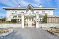 White House - B&B