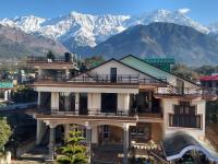 Touristen Holiday Home A luxury Villa - Chambres d’hôtes Dharamsala