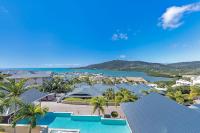Sails on the Sea - Club Wyndham - B&B Airlie Beach