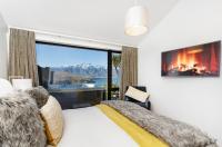 One-Bedroom Lake View Villa with Private Spa