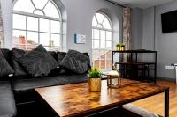 B&B Wrexham - The Maelor - Berwyn House - Bed and Breakfast Wrexham