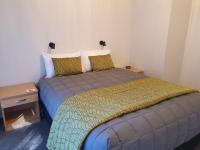 Estudio Deluxe con cama grande 