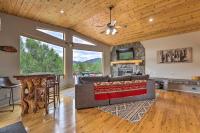Elkwood Lodge Cabin with Hot Tub in Star Valley! - Chambres d’hôtes Payson