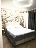 Doppel- oder Zweibettzimmer