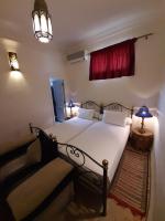 Twin Room with Private Bathroom
