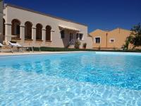 Villa con 3 Camere da Letto e Patio (6 Adulti)