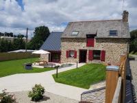 "La MAISON DE DANA" ENTRE ST MALO & MT ST MICHEL - B&B Epiniac