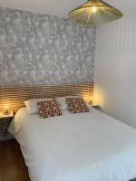 3 pièces neuf au pied des musées - Wifi & Parking - B&B