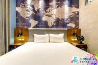Chambre Lit Queen-Size avec Balcon