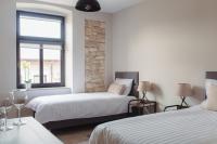 Grote Kamer met 2 Bedden