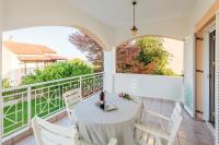 Casa Nebari Seaside Retreats - Fully Equipped, Ideal Spot - Chambres d’hôtes Petalídi