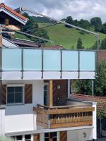 Berg Fux - Zwei Ferienhäuser mit je 5 und 6 Schlafzimmern mit eigener Dachterrasse - fantastischem Bergblick - Weber Gas Grill - Chambres d'hôtes Sonthofen