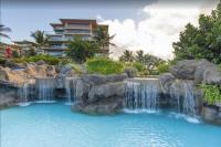 Extra large 1BR LUXURY resort condo with MASSIVE outdoor space & balcony - B&B