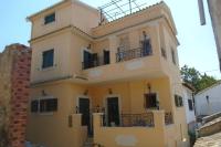 Eleni's house in Valanio - B&B