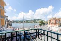 B&B Rapallo - LA CASA ROSA AL MARE- Vista mare- Centrale a 20 mt dal mare-Garage privato- aria condizionata-wifi - Bed and Breakfast Rapallo