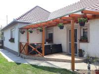 Kaszi vendégház - B&B