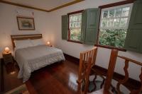 Estudio con vistas al jardín