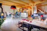 Chalet de Paul et Marie - OVO Network - Bed and Breakfast Manigod