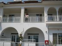 Studio (2 Adults)