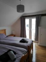 Nice big 2 double bedroom Apartment in the Town - B&B