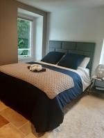 Les chambres d'hôtes de la croix bleue - Bed and Breakfast