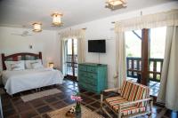 Deluxe Queen Suite