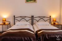 Camera Doppia con Letti Singoli