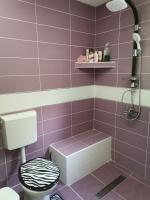 Basic Triple Room with Shared Bathroom