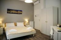 Infinity Castle - B&B Roma