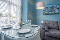 Flint House - 2 Bedroom Apartment - Tenby - B&B