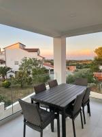 Apartment Rahat - Ferienwohnung Liznjan