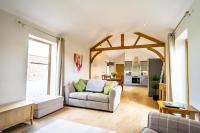Brecks Farm - The Tractor Shed - B&B York