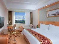 B&B Tiantangwei - Vienna Hotel Shenzhen Guanlan Renming Road Heping - Bed and Breakfast Tiantangwei