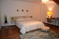 Apartment - Split Level