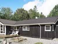 6 person holiday home in Hadsund