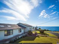 106 Ocean Parade Dalmeny - B&B