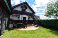 Dom o dwóch niezależnych kondygnacjach - B&B Jastrzębia Góra