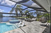 Canal-Front Cape Coral Home Pool and Patio - B&B Cape Coral