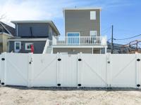 Dave and Busters, Outlets, Convention Center across street w Parking - Sleeps 15 - B&B Atlantic City