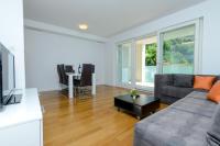 Apartment mit 2 Schlafzimmern und Balkon (6 Erwachsene)
